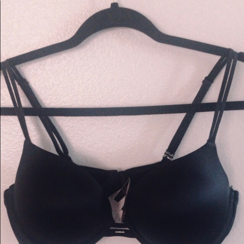 Victoria Secret Bras (5 bras)